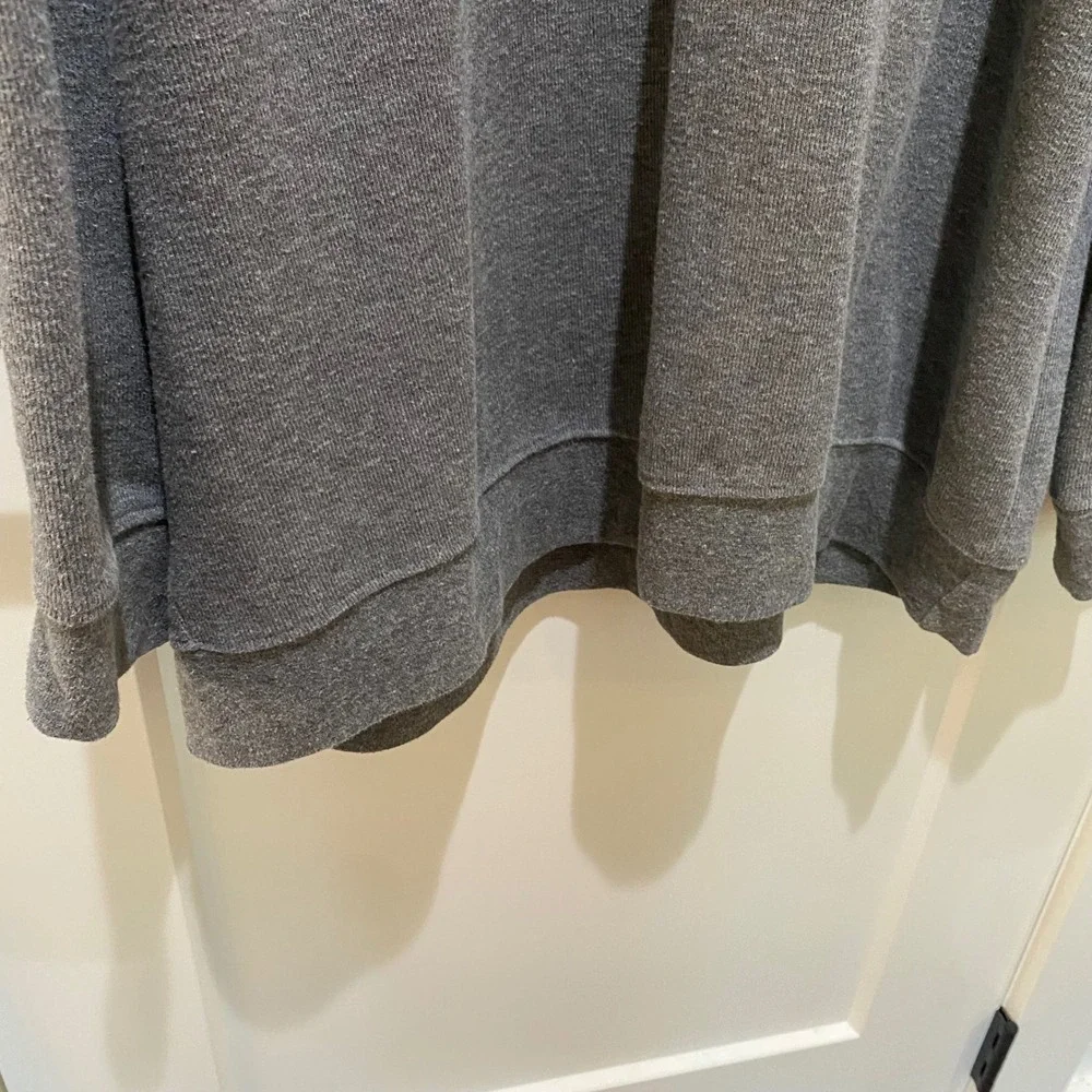Greg Norman Mens XL Gray Quarter Zip‎ Pullover Shark Logo Golf Sweater Heather